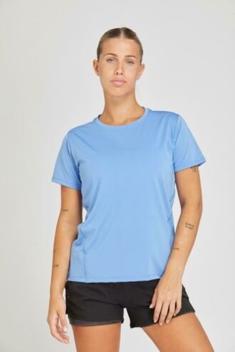 Aptitud remera MC c/ recorte y mesh