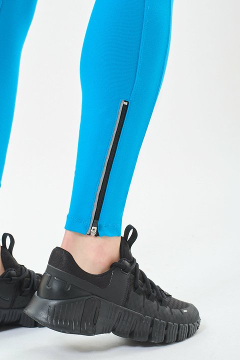 Calza Tarouca Admit One - Imagen 3